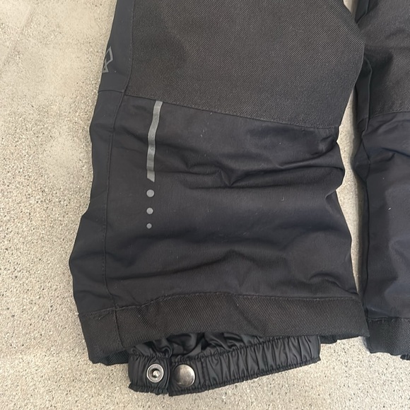 Like New 5T Ripzone Single Piece Bib Snowpants - Picture 3 of 4